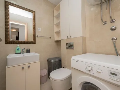 Sale, one bedroom apartment, 48m², Budva, Crna Gora - image 13