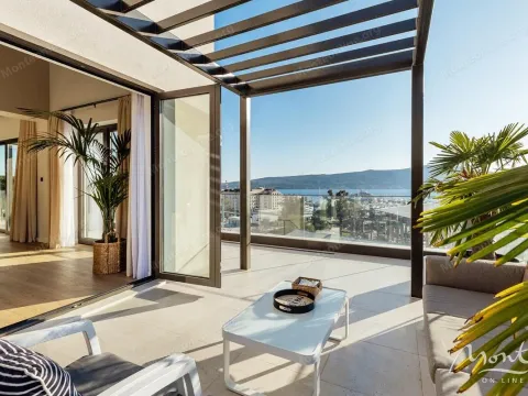 Prodaja, dvosoban stan, 179m2, Porto Montenegro, Tivat