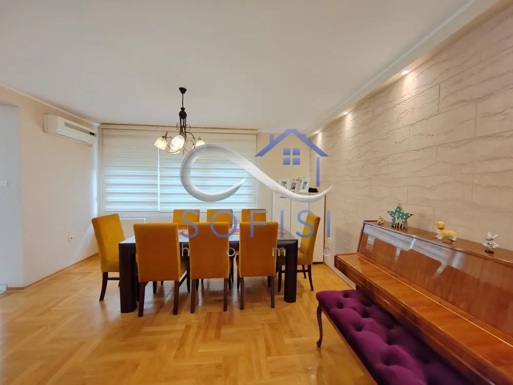 Prodaja, četvorosoban stan, 95m², Grbavica, Novi Sad Sve Podlokacije