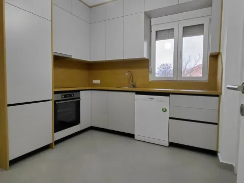 Rent, house, 200m², Gornja Gorica, Podgorica - image 6