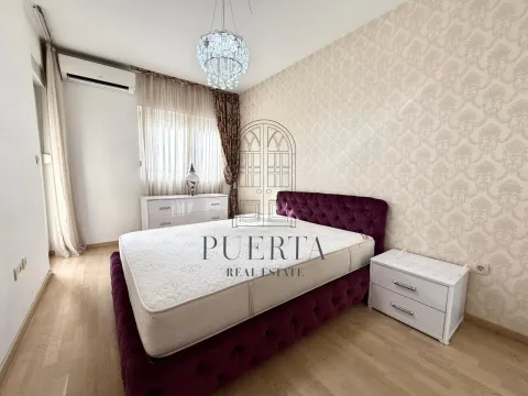 Rent, three bedroom apartment, 105m², City Kvart, Podgorica - image 11