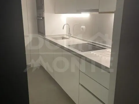 Rent, two bedroom apartment, 70m², Tivat, Crna Gora - image 3