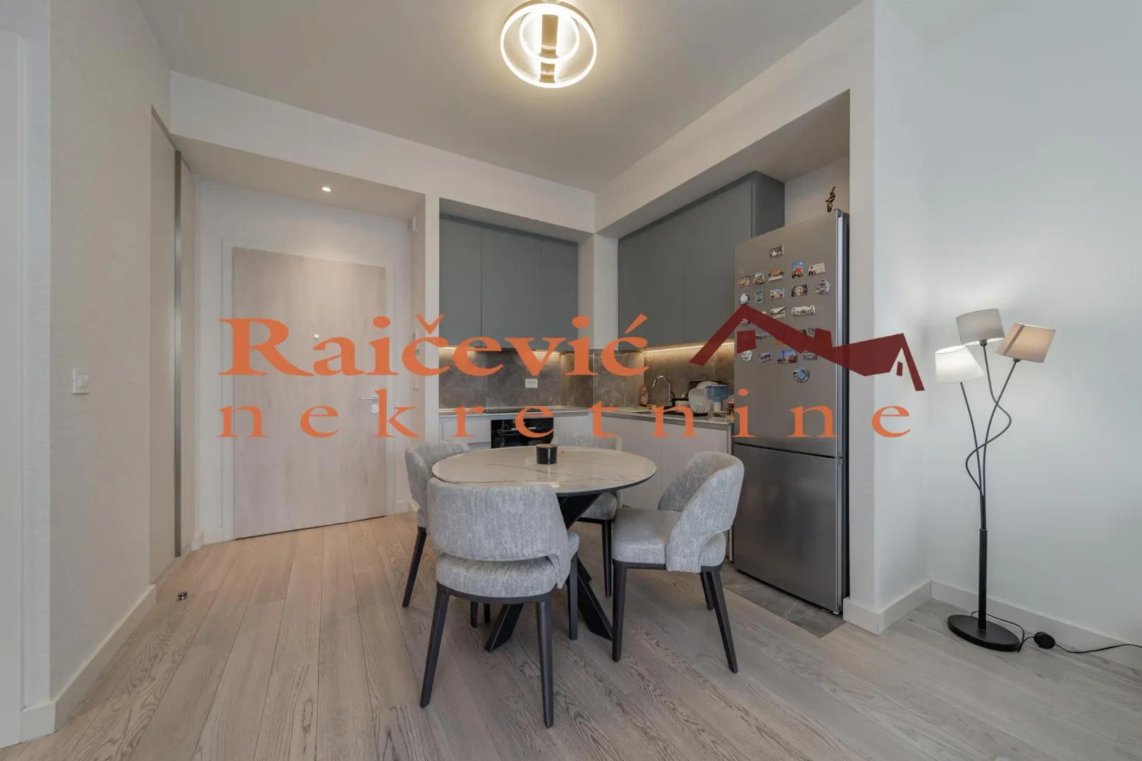 Prodaja, dvosoban stan, 53m², Savski Venac, Beograd
