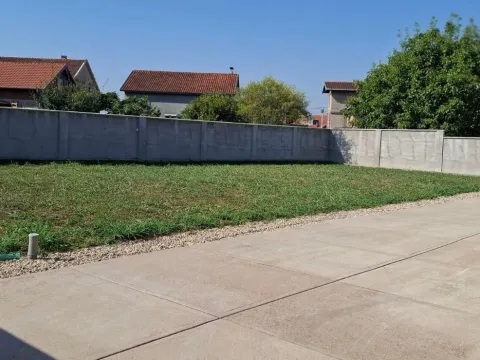 Izdavanje, poslovni prostor, 400m², Altina, Beograd - image 9