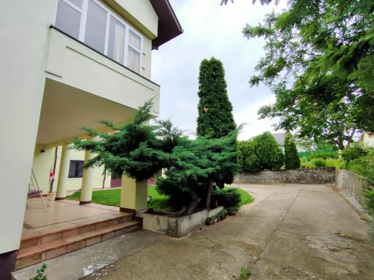 Rent, office space, 950m², Sremska Kamenica, Petrovaradin
