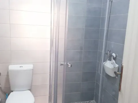 Izdavanje, jednosoban stan, 50m², Tripovići, Tivat - image 10