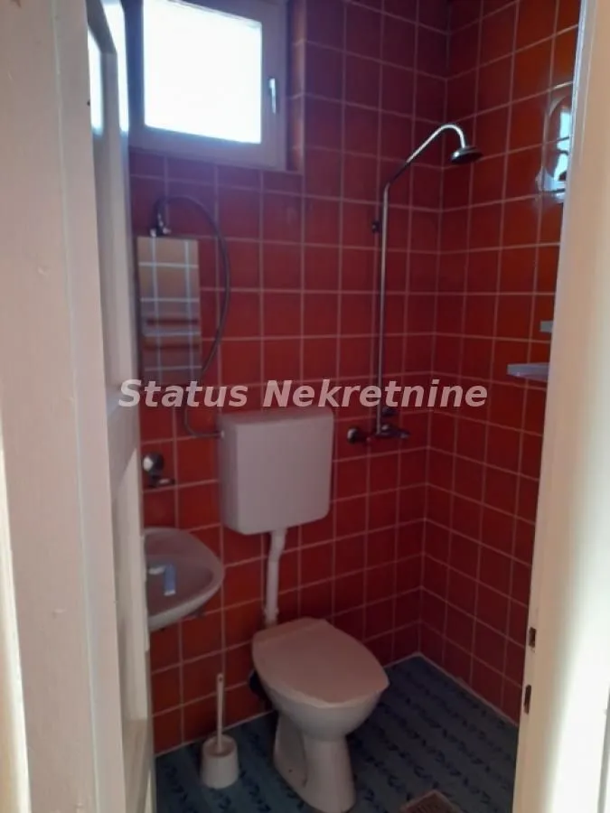 Prodaja, kuća, 360m², Sremska Kamenica, Petrovaradin