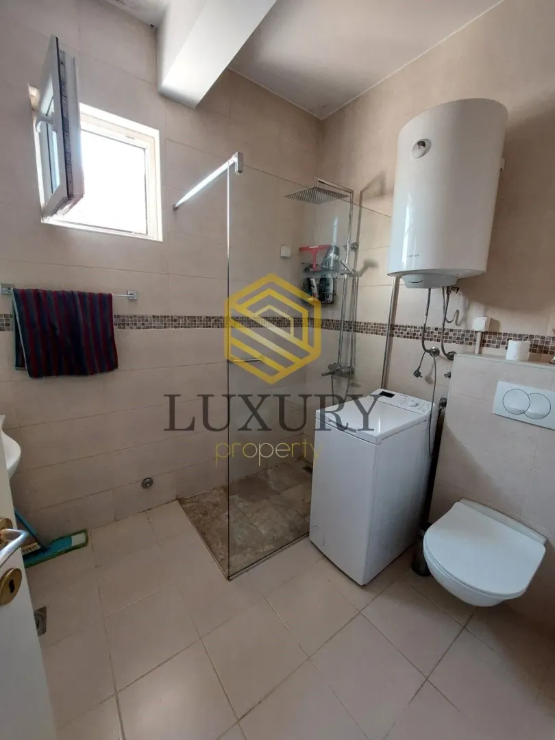 Izdavanje, kuća, 120m², Tološi, Podgorica