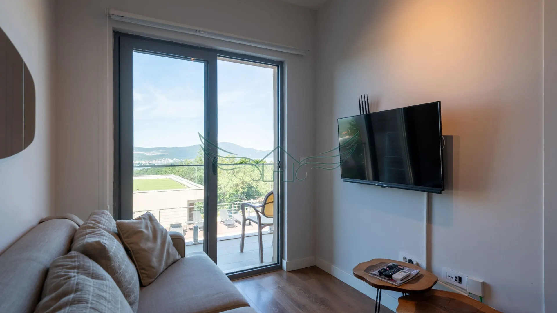 Prodaja, dvosoban stan, 42m², Kavač, Kotor