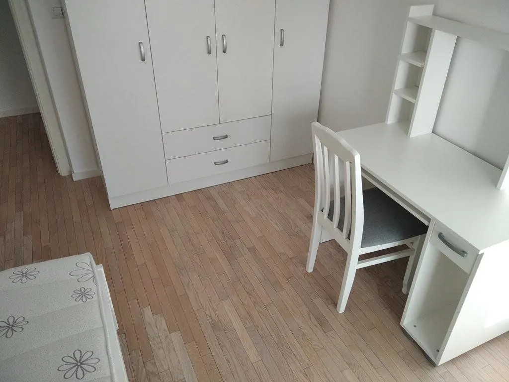 Izdavanje, dvosoban stan, 70m², Dalmatinska ulica, Podgorica