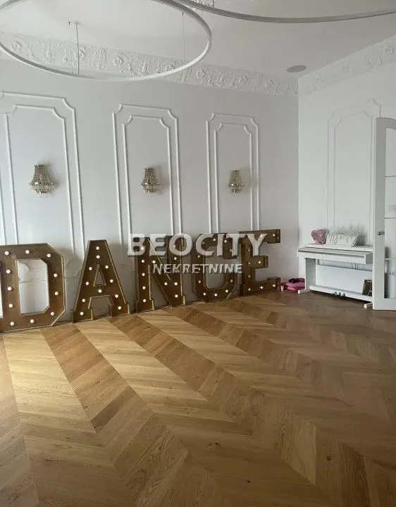 Sale, three bedroom apartment, 104m², Centar, Novi Sad