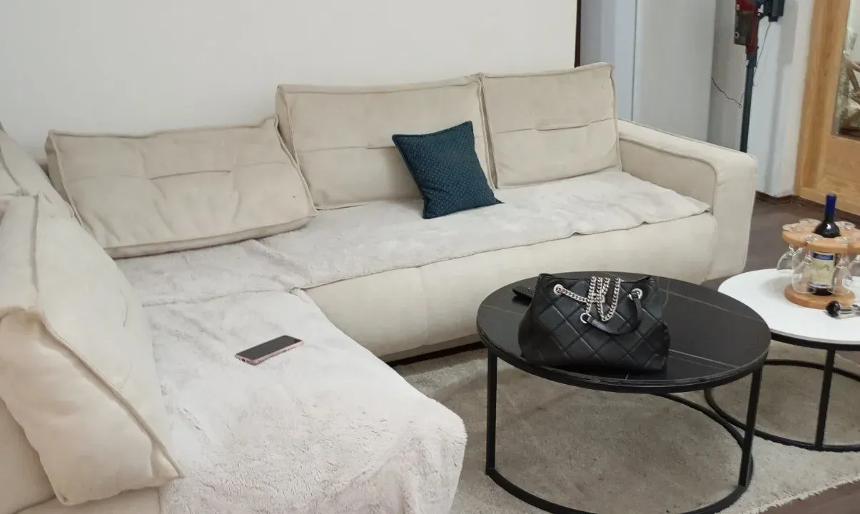 Izdavanje, dvosoban stan, 67m², Centar, Budva