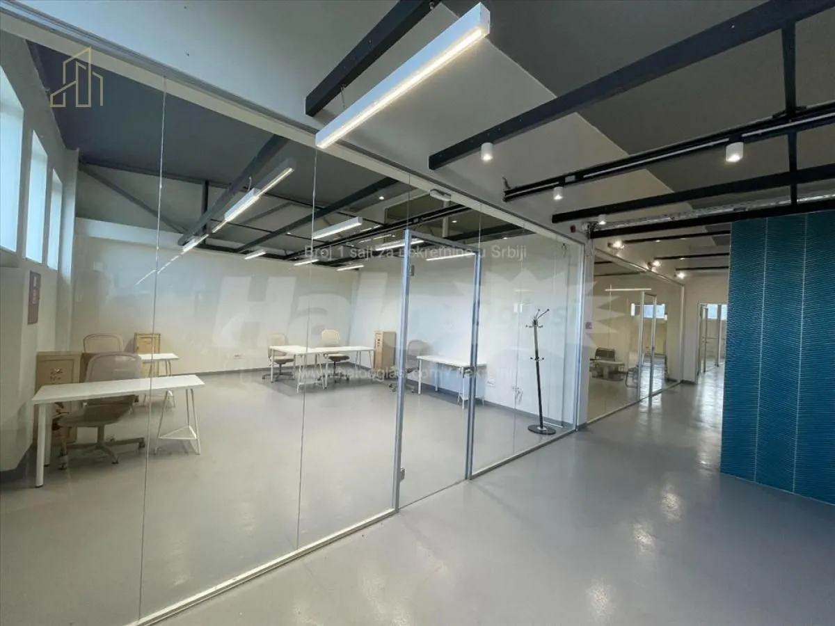 Rent, office space, 2000m², Voždovac Sve Podlokacije, Beograd