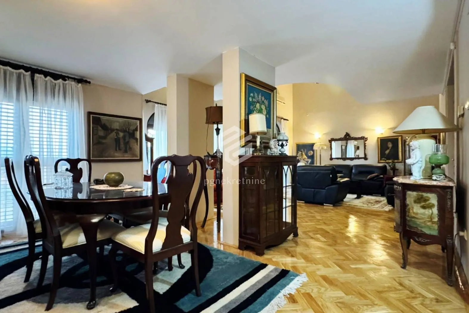 Rent, house, 280m², Gorica C, Podgorica