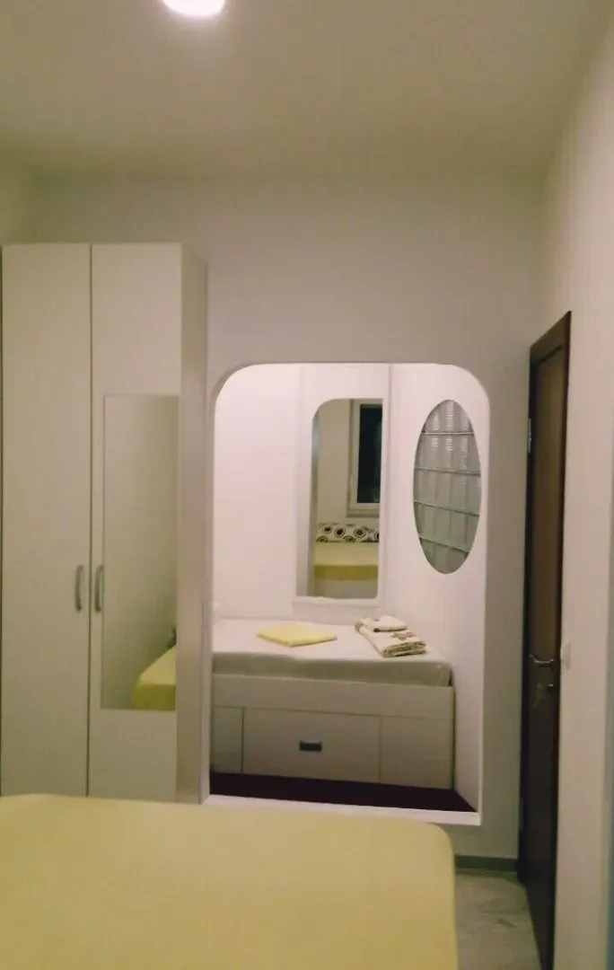 Stan-na-dan, jednosoban stan, 39m², Sveti Stasije, Kotor