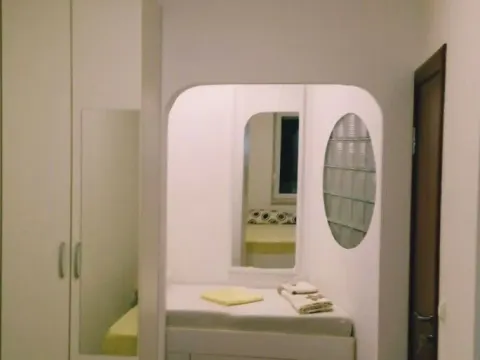 Stan-na-dan, jednosoban stan, 39m², Sveti Stasije, Kotor - image 4