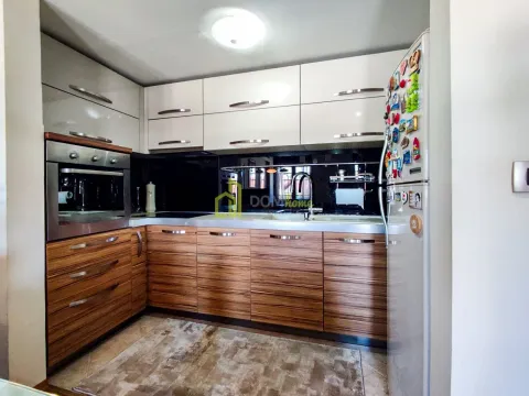 Prodaja, jednosoban stan, 70m², Centar, Podgorica - image 2