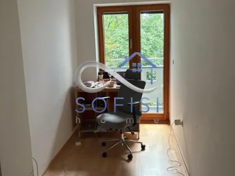 Izdavanje, trosoban stan, 94m², Centar, Novi Sad - image 7
