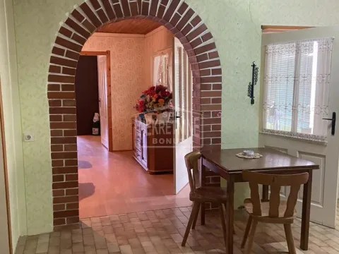 Prodaja, kuća, 131m², Pačir, Bačka Topola - image 15