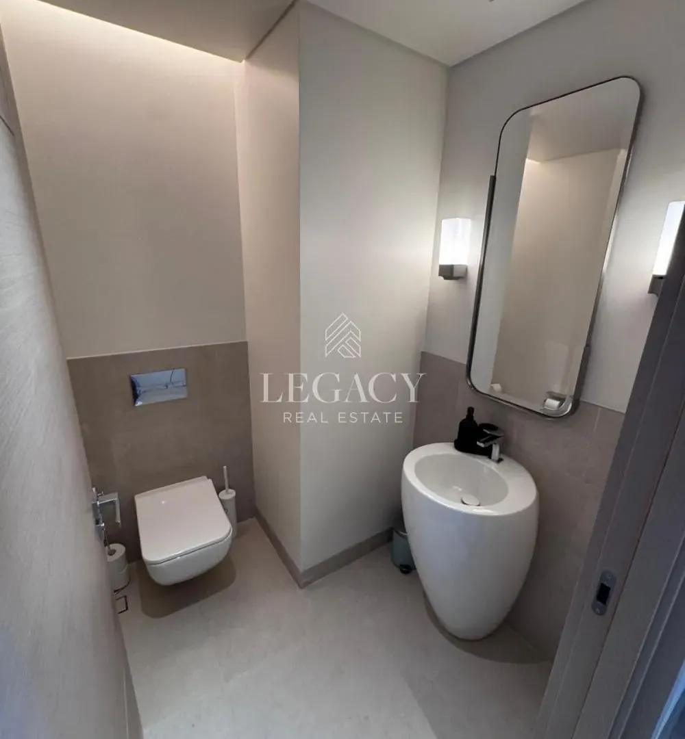 Izdavanje, dvosoban stan, 60m², Savski Venac, Beograd