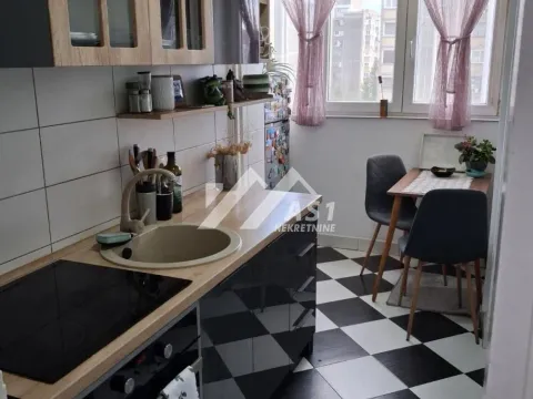 Izdavanje, jednosoban stan, 41m², Bulevar Oslobodjenja, Novi Sad Sve Podlokacije - image 4