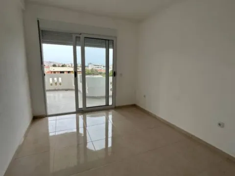 Sale, one bedroom apartment, 53m², Bjeliši, Bar - image 11