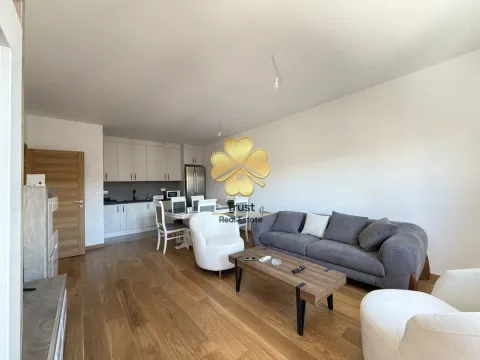 Izdavanje, dvosoban stan, 75m², City Kvart, Podgorica - image 2