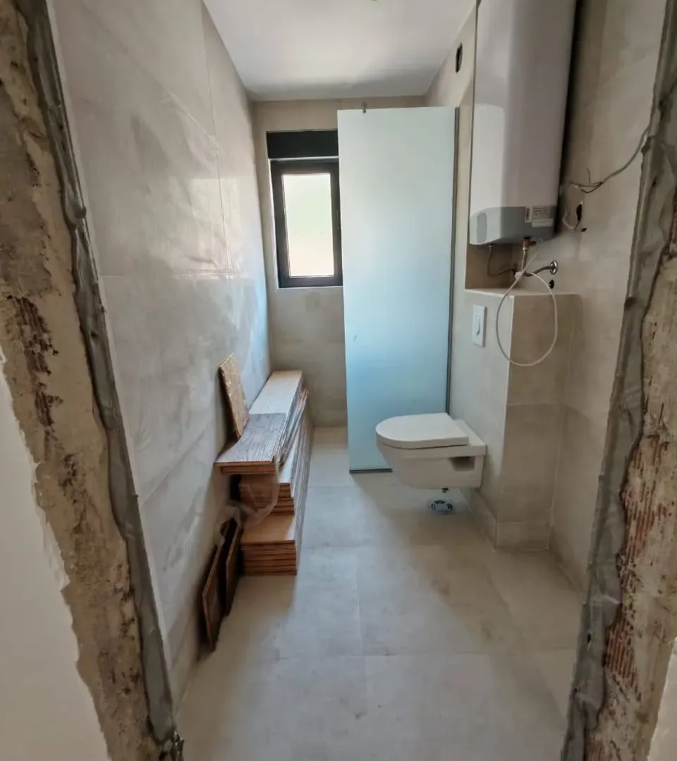 Prodaja, trosoban stan, 130m², Centar, Budva
