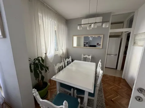 Sale, three bedroom apartment, 87m², Blok 6, Podgorica - image 3
