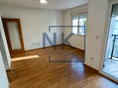 Prodaja, jednosoban stan, 43m², Blok 9, Podgorica - image 3