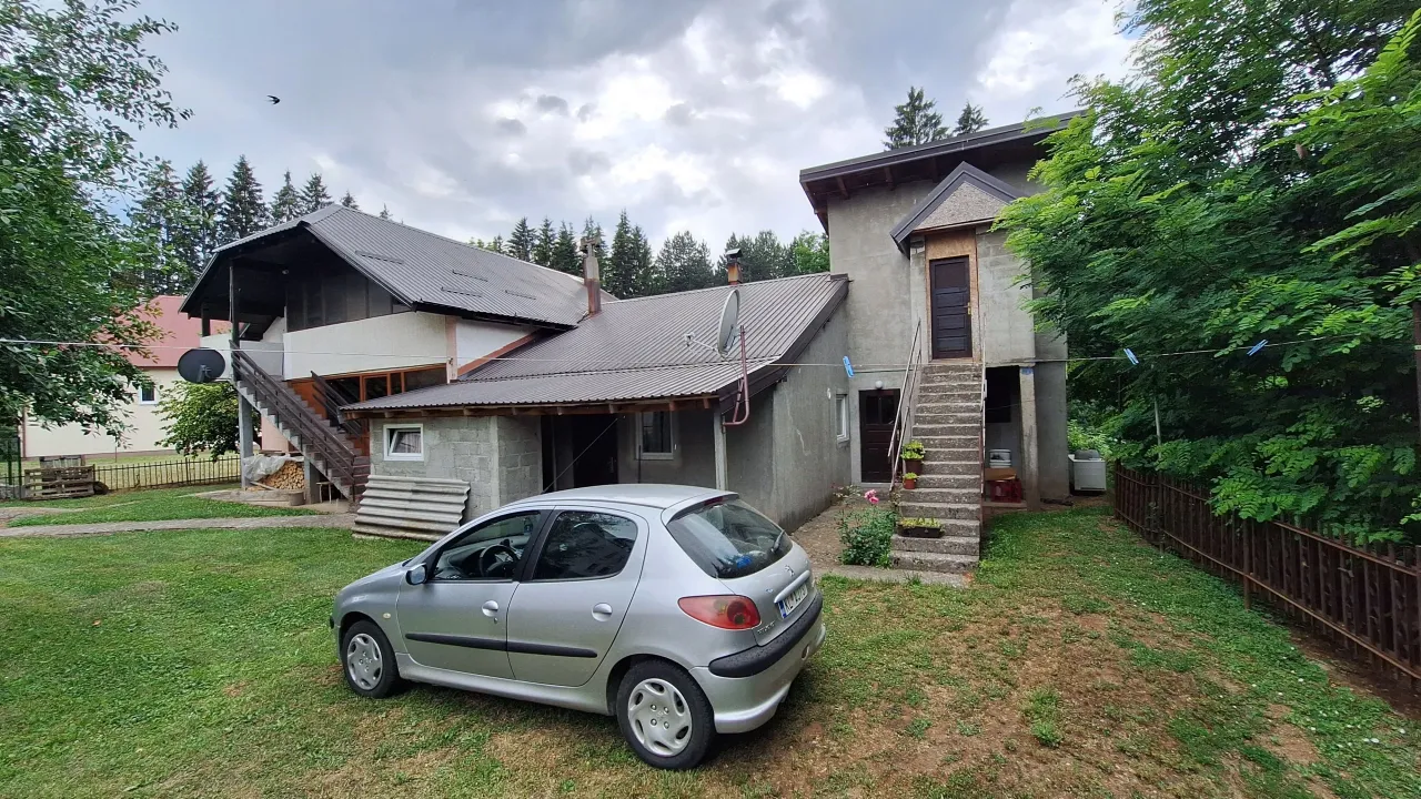 Prodaja, kuća, 90m², Centar, Kolašin