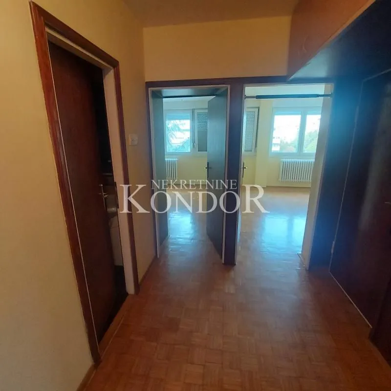 Sale, three bedroom apartment, 68m², Novi Beograd Blok 21, Novi Beograd Sve Podlokacije