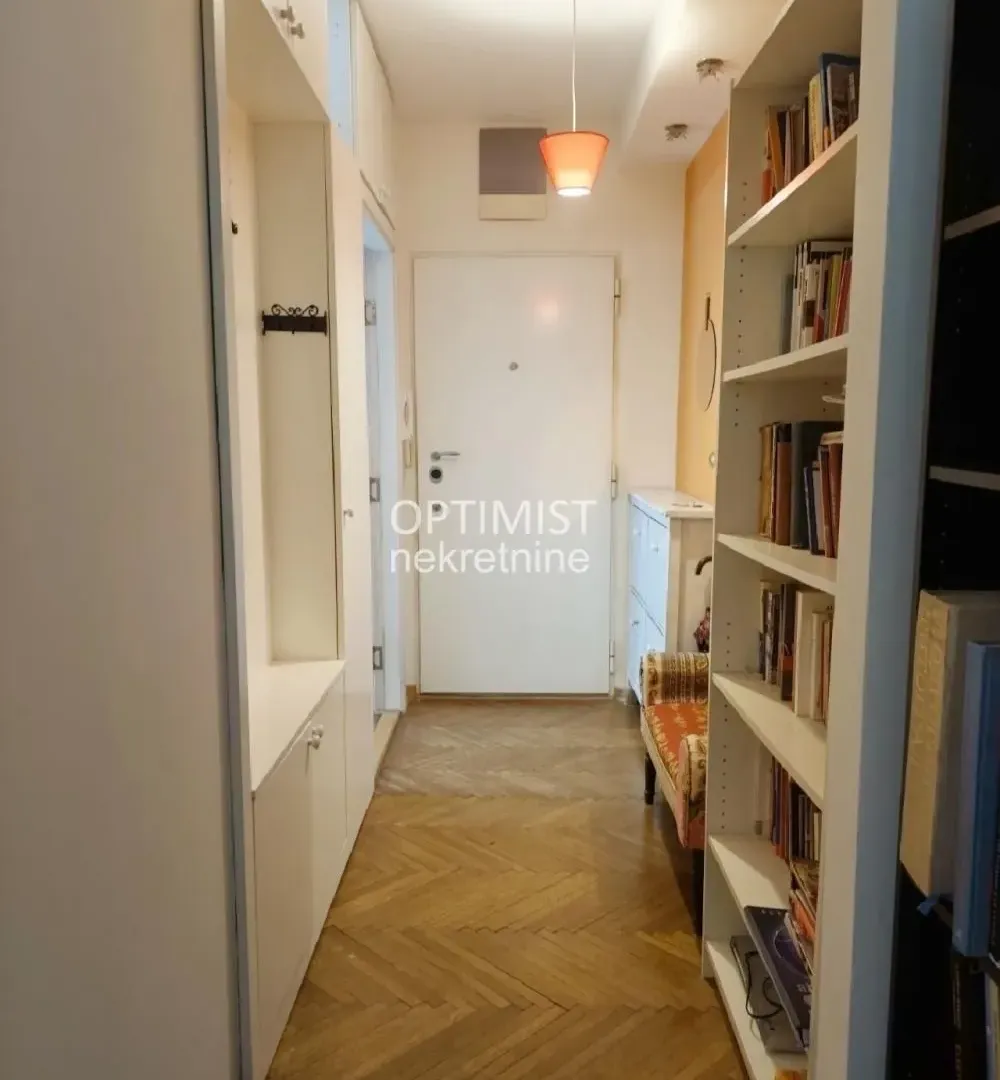 Prodaja, dvosoban stan, 55m², Stari Grad, Beograd
