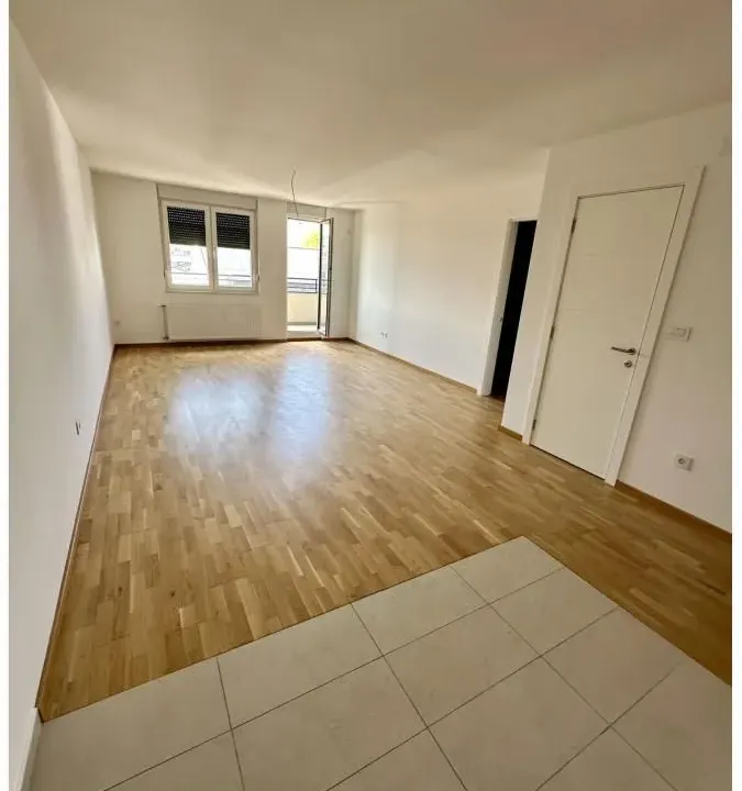 Prodaja, četvorosoban stan, 113m², Telep, Novi Sad Sve Podlokacije