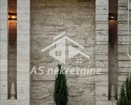 Izdavanje, četvorosoban stan, 197m², Čukarica, Beograd - image 17