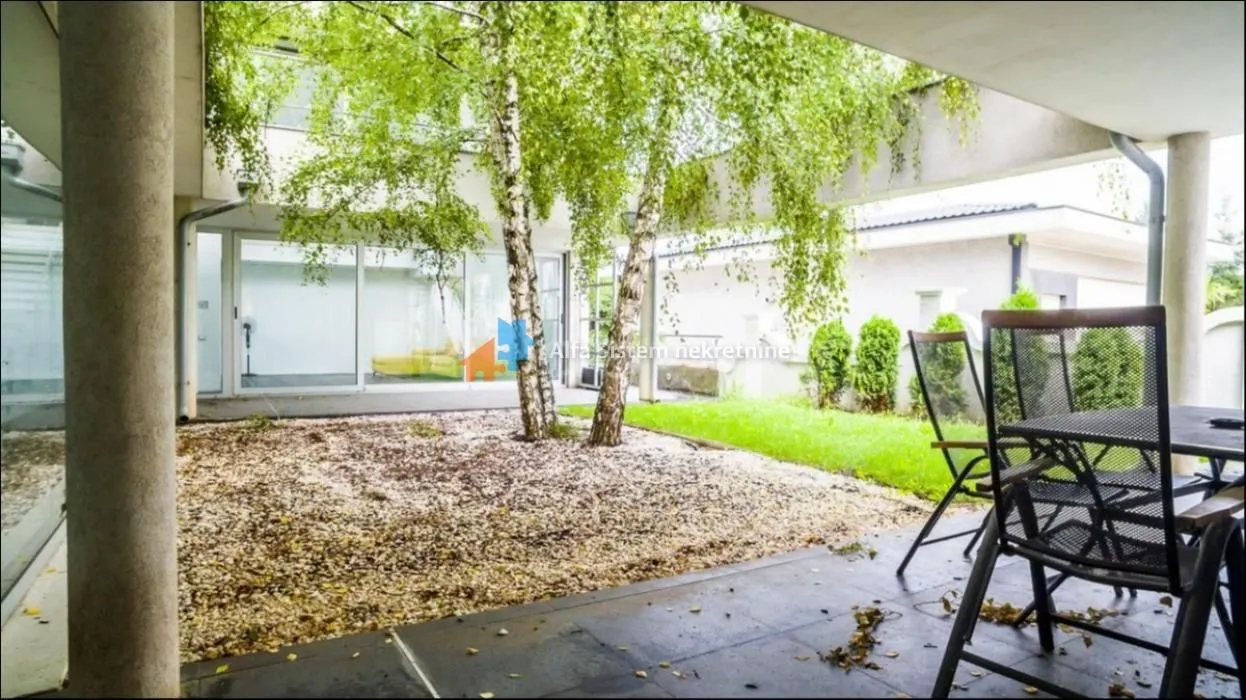 Izdavanje, kuća, 560m², Veliki Mokri Lug, Zvezdara Sve Podlokacije