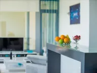 Izdavanje, kuća, 300m², Kavač, Kotor - image 10