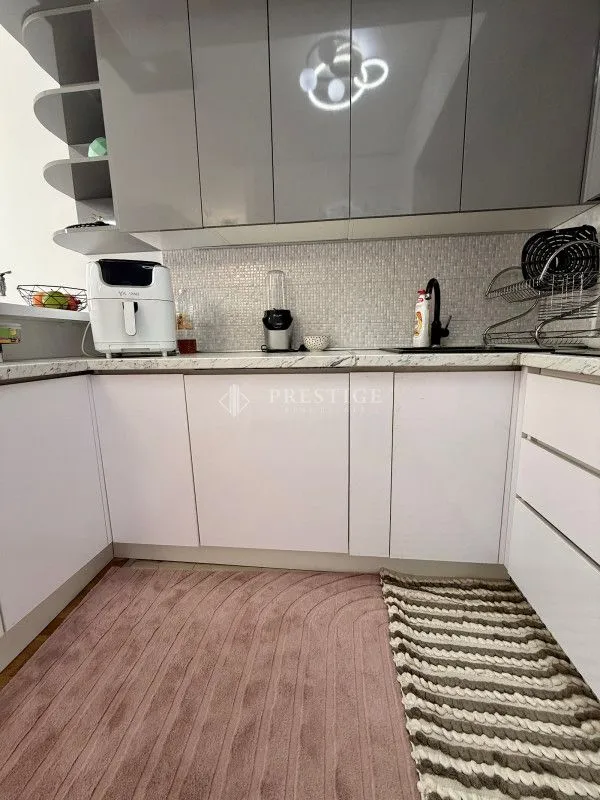 Izdavanje, dvosoban stan, 66m², Stari Aerodrom, Podgorica