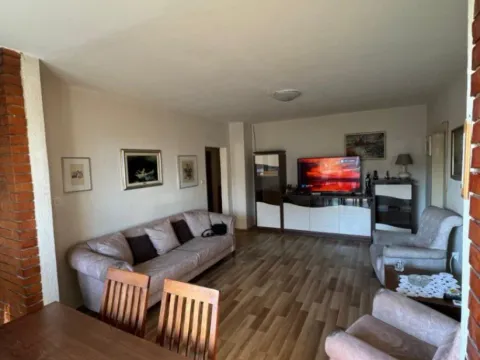 Sale, three bedroom apartment, 85m², Vidikovački venac, Rakovica