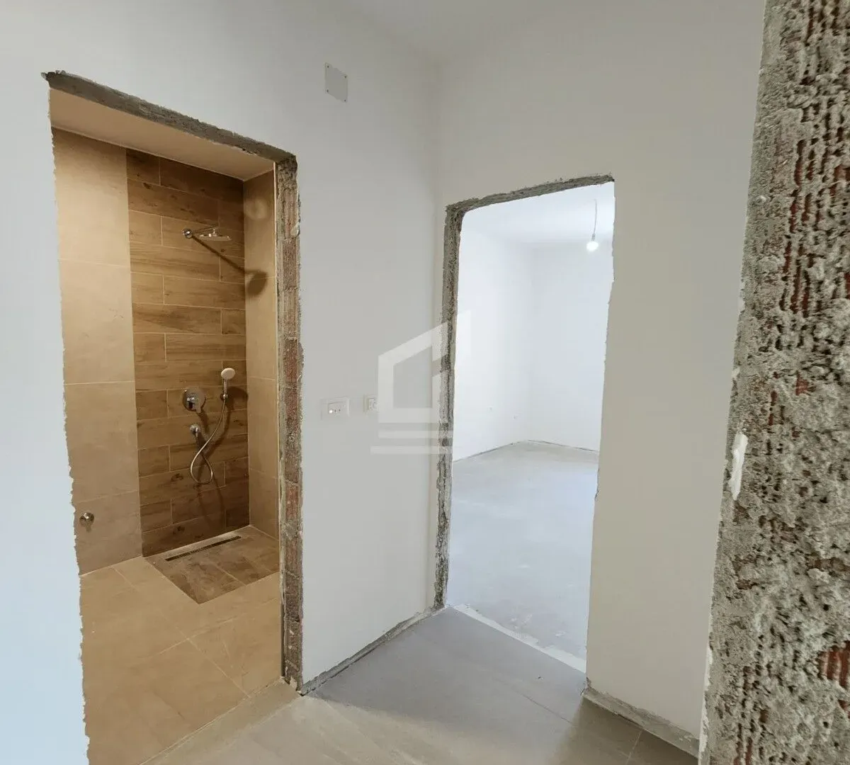Prodaja, četvorosoban stan, 164m², Gorica C, Podgorica