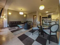 Izdavanje, dvosoban stan, 90m², Centar, Podgorica - image 1