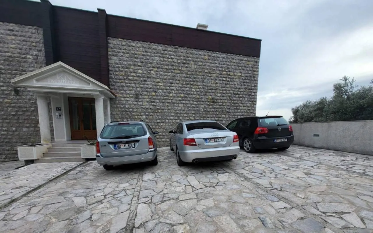 Sale, one bedroom apartment, 114m², Petrovac, Budva