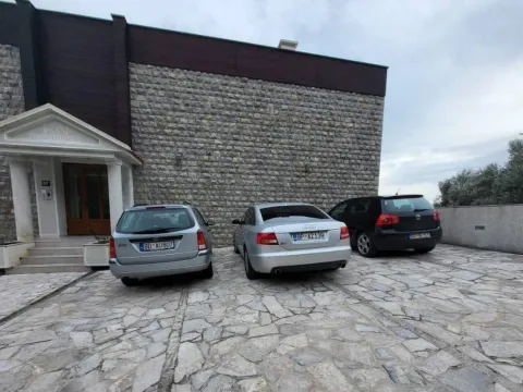 Prodaja, jednosoban stan, 114m², Petrovac, Budva - image 2