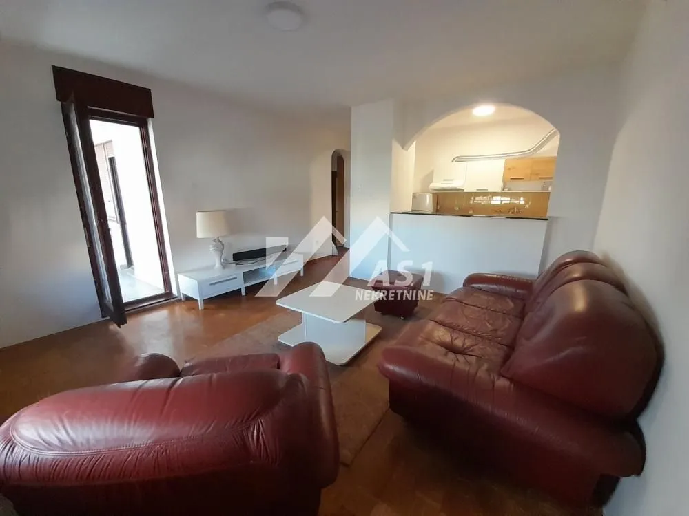 Izdavanje, dvosoban stan, 58m², Novi Sad Sve Podlokacije, Novi Sad