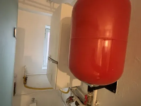 Prodaja, kuća, 274m², Tavrića obori, Jagodina - image 27