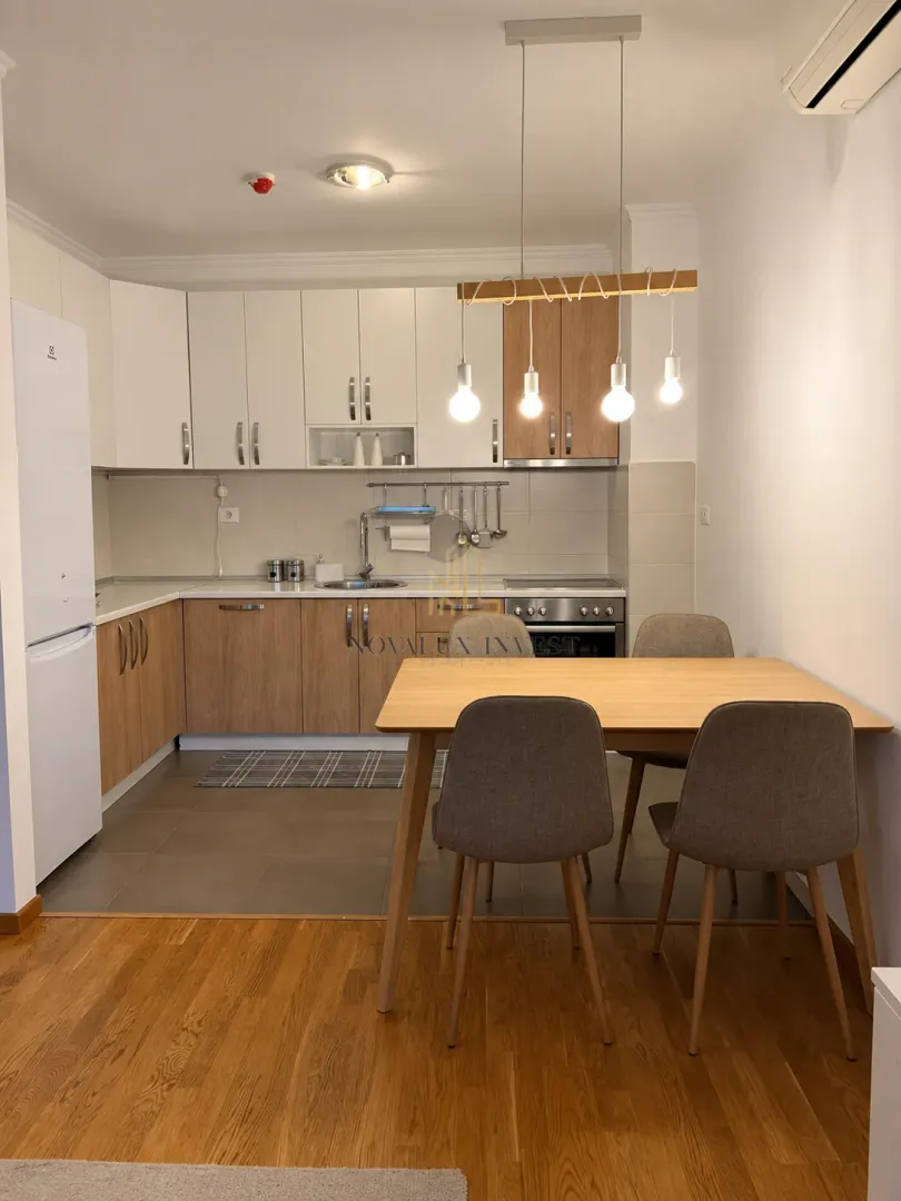 Izdavanje, dvosoban stan, 68m², City Kvart, Podgorica