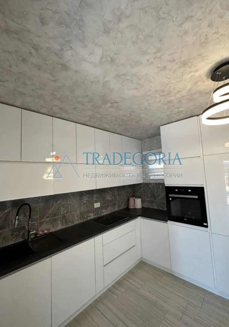 Prodaja, kuća, 170m², Dobra Voda, Bar