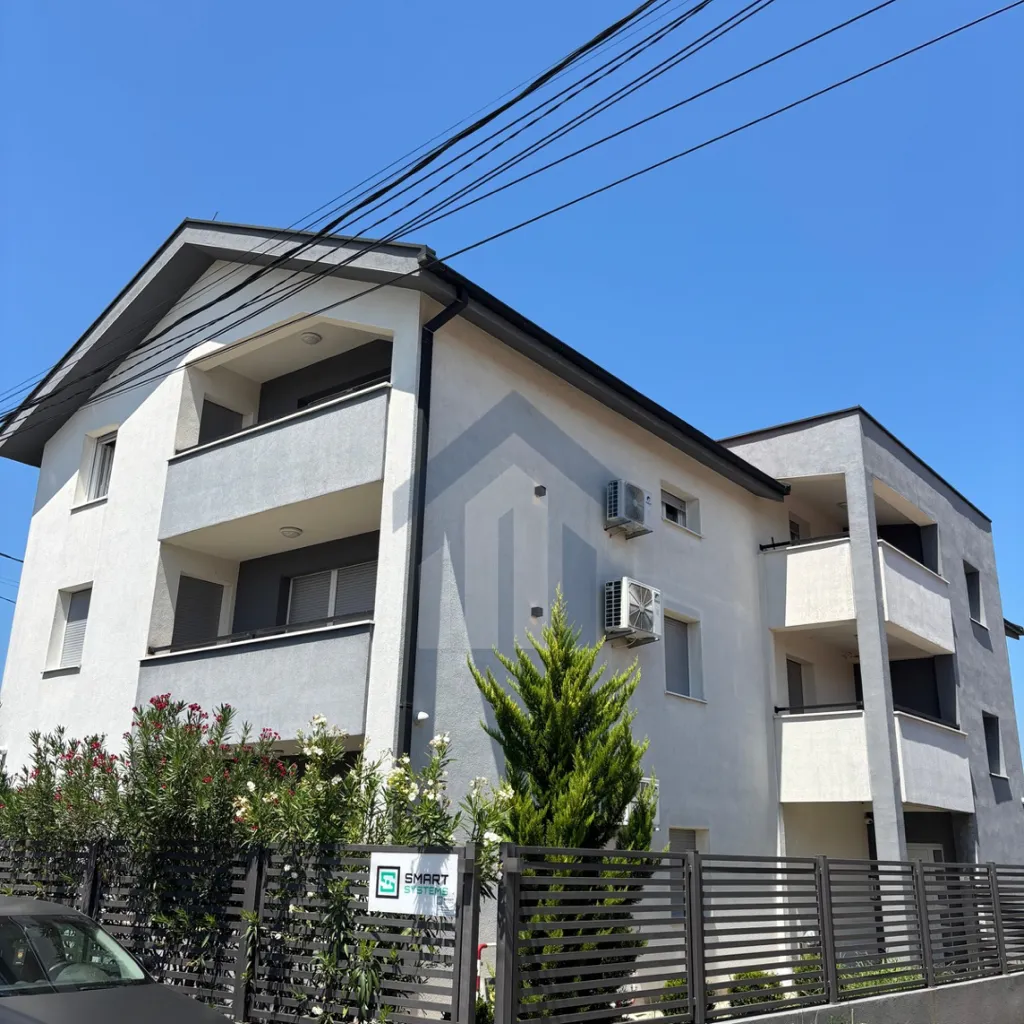 Izdavanje, jednosoban stan, 38m², Blok 9, Podgorica