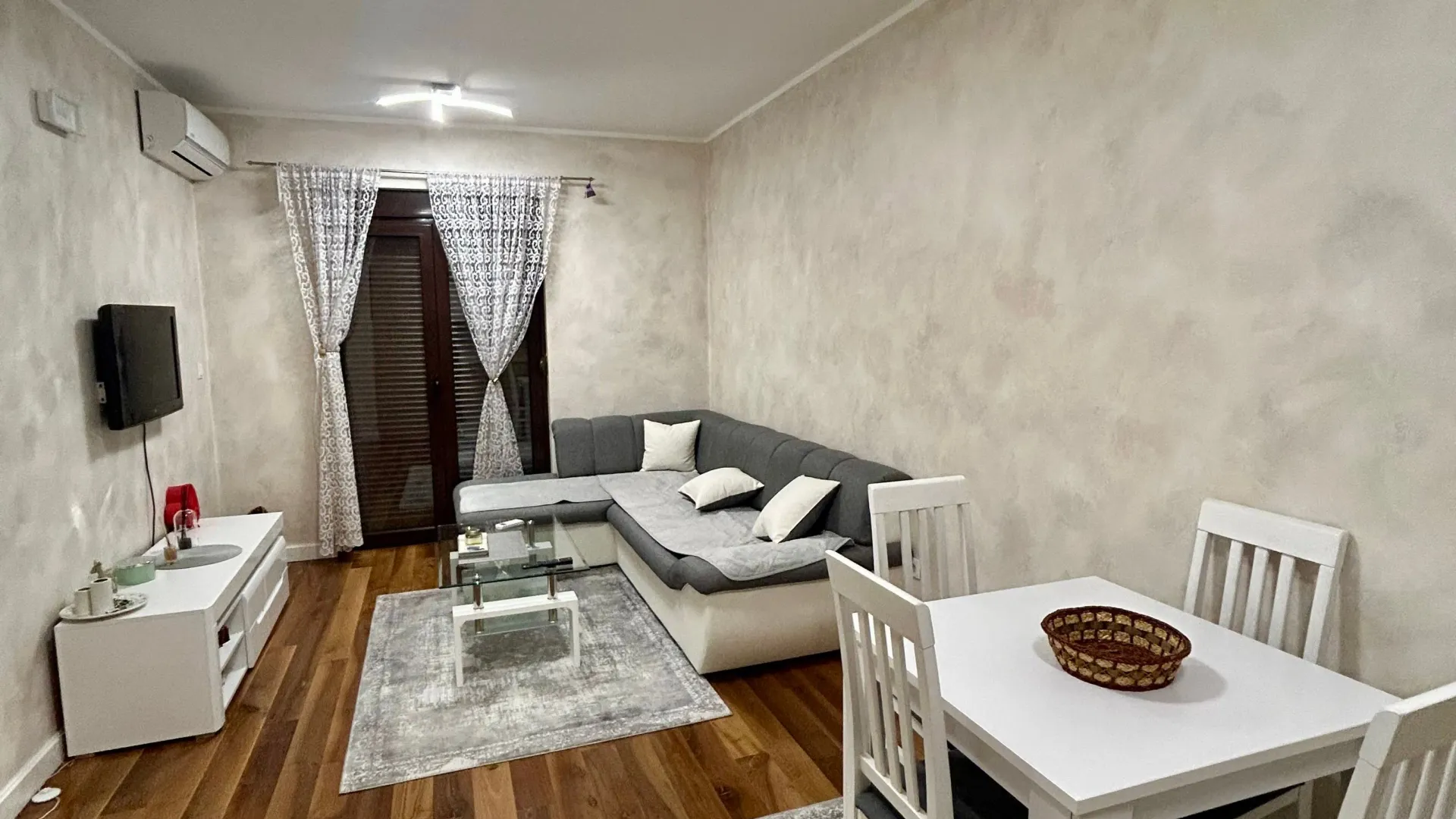 Izdavanje, jednosoban stan, 47m², Zabjelo, Podgorica