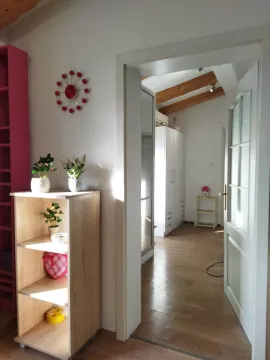 Izdavanje, trosoban stan, 84m², Stara Varoš, Podgorica - image 5
